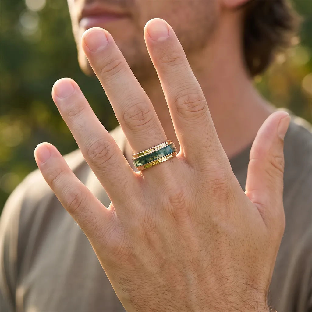 Vidar’s Forge | 8MM Hammered Moss Agate Inlay Men's Wedding Band