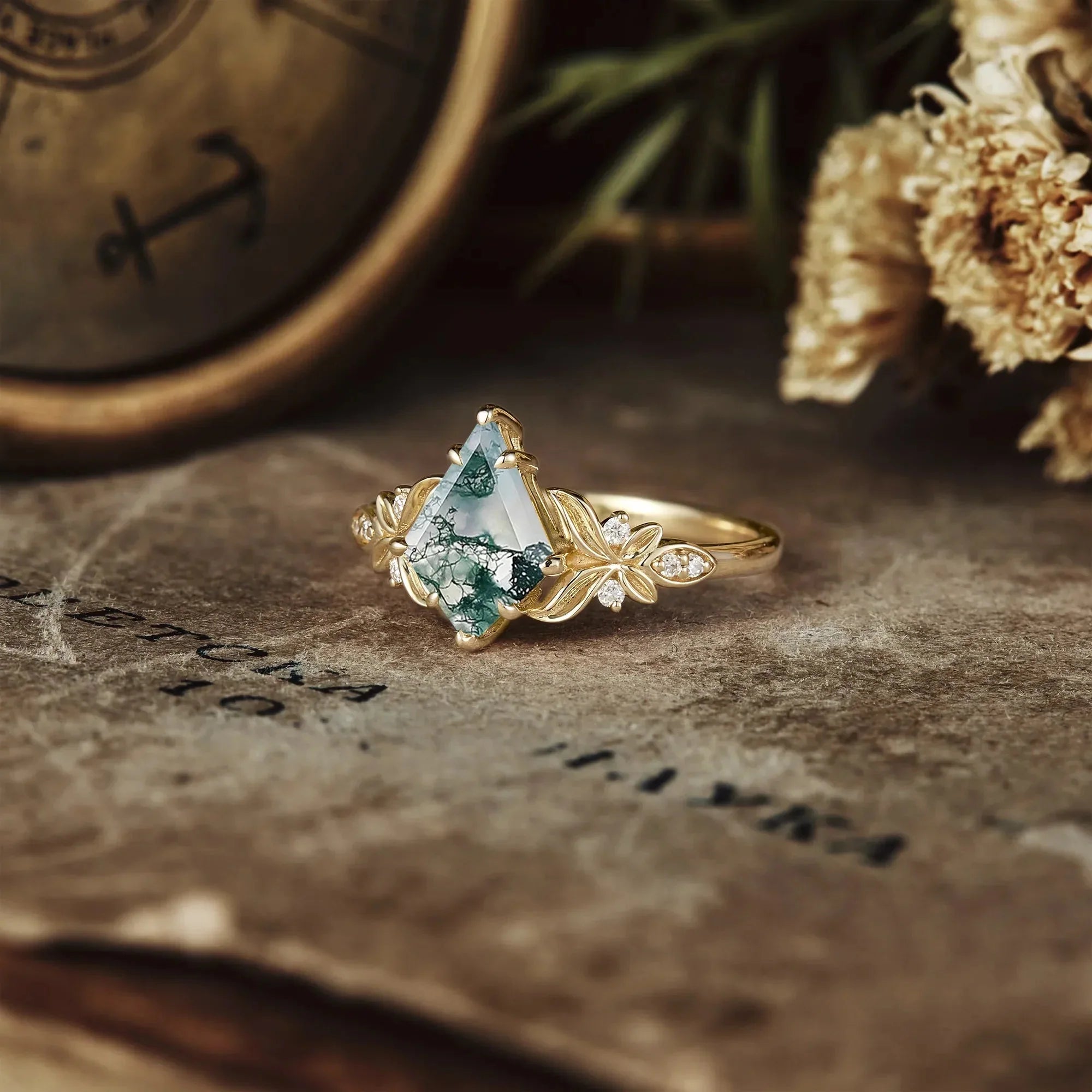 Kite Cut Moss Agate Engagement Ring - Evelyn(Solid 10K White Gold)