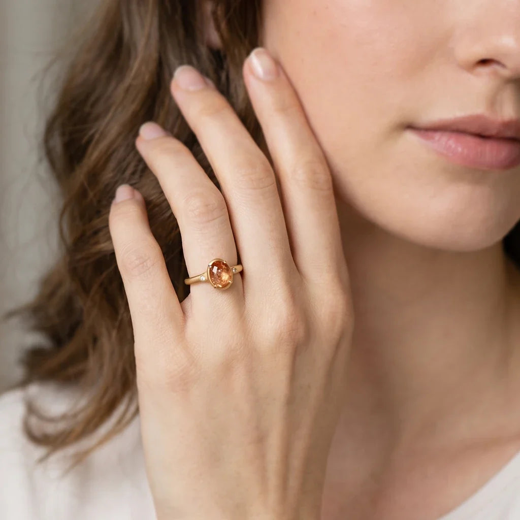 Golden Horizon | Round Sunstone Engagement Ring