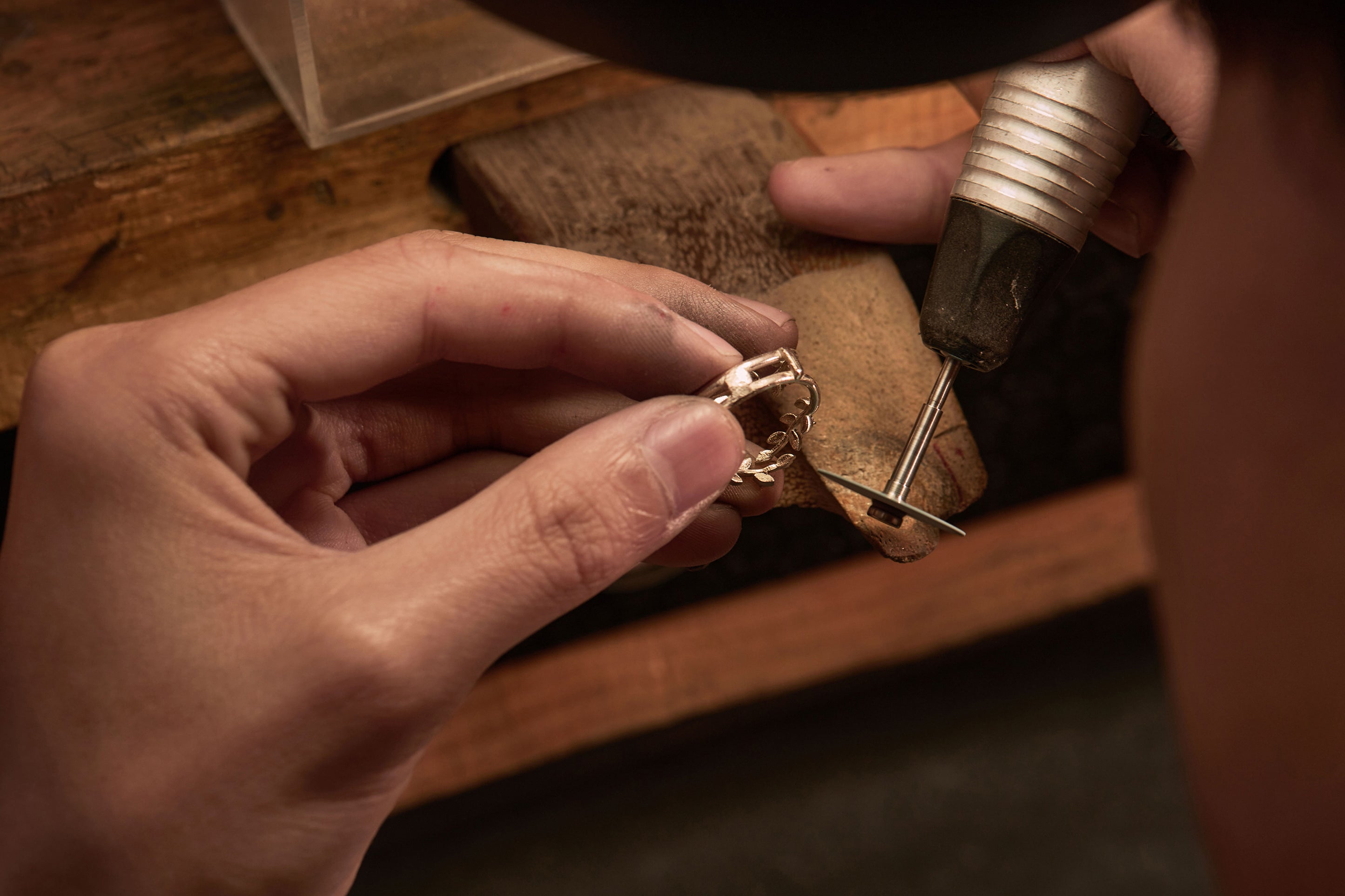 Jewelry for Love Languages: Valentine’s Gifts That Truly Connect