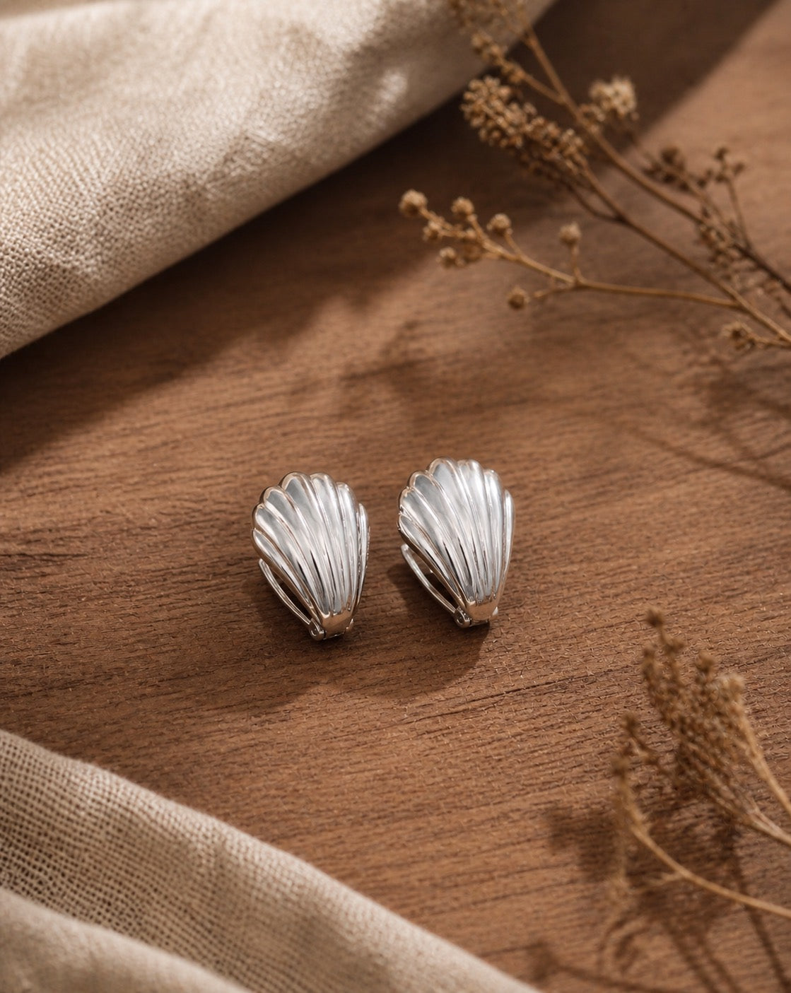Minimalist Frosted Shell Silver Huggie Hoop Earrings