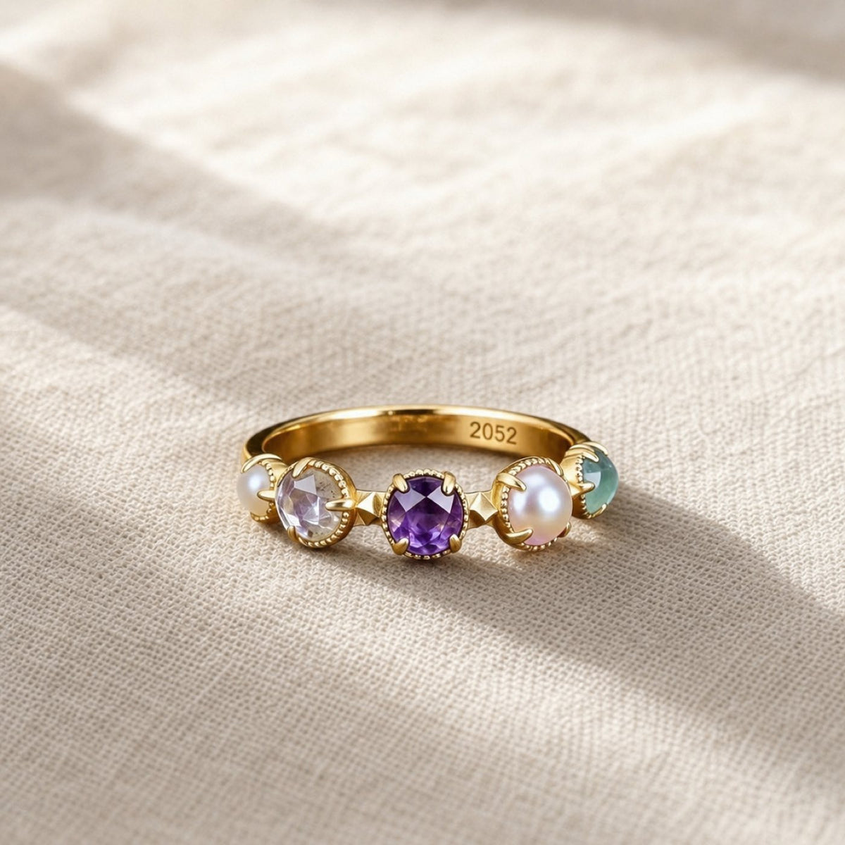 Charlotte moss agate vintage ring set on warm walnut